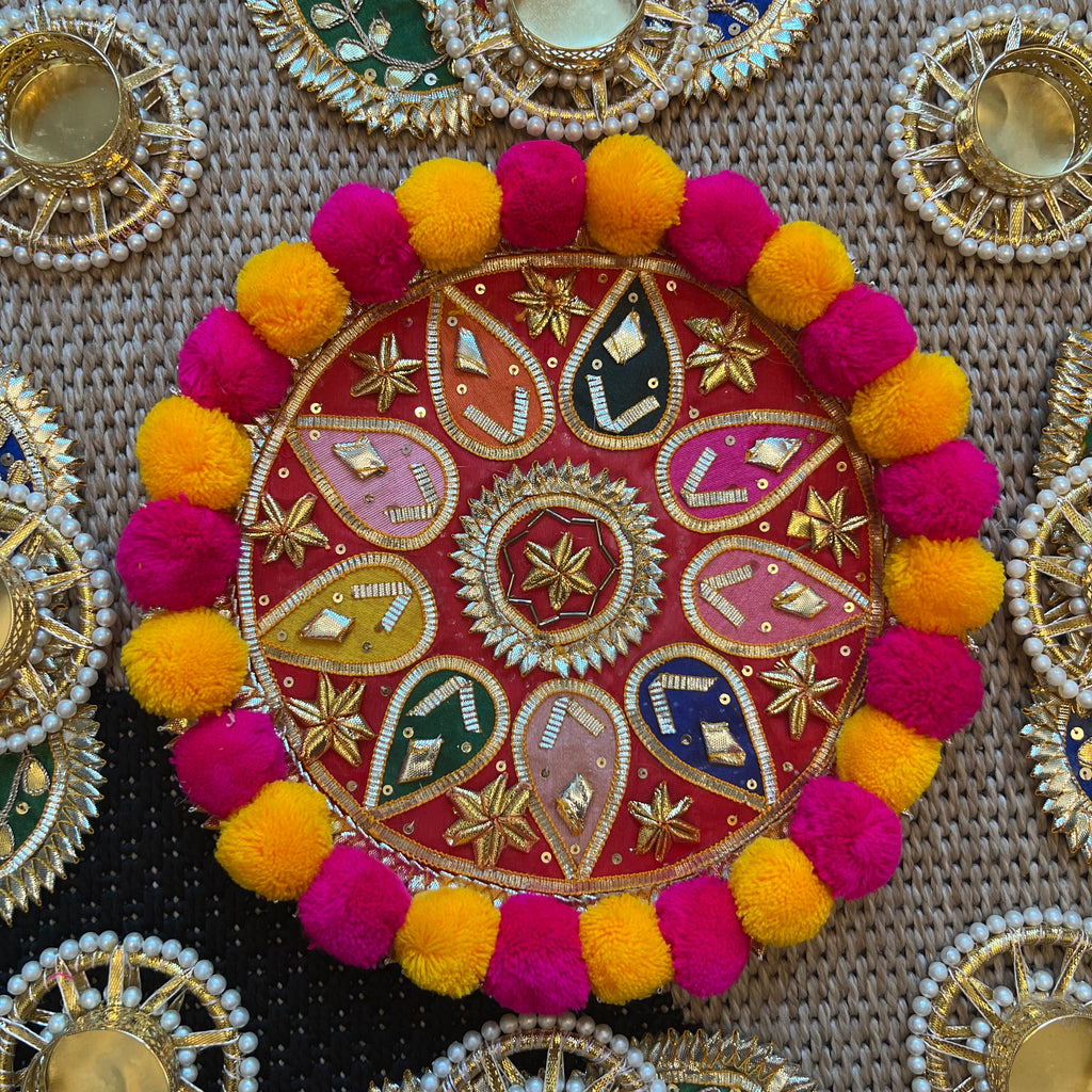 Pom Pom Rangoli T-Light Set - Red Star