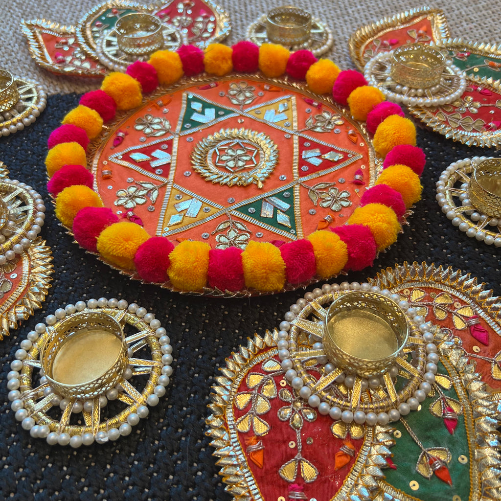 Pom Pom Rangoli T-Light Set - Orange Star
