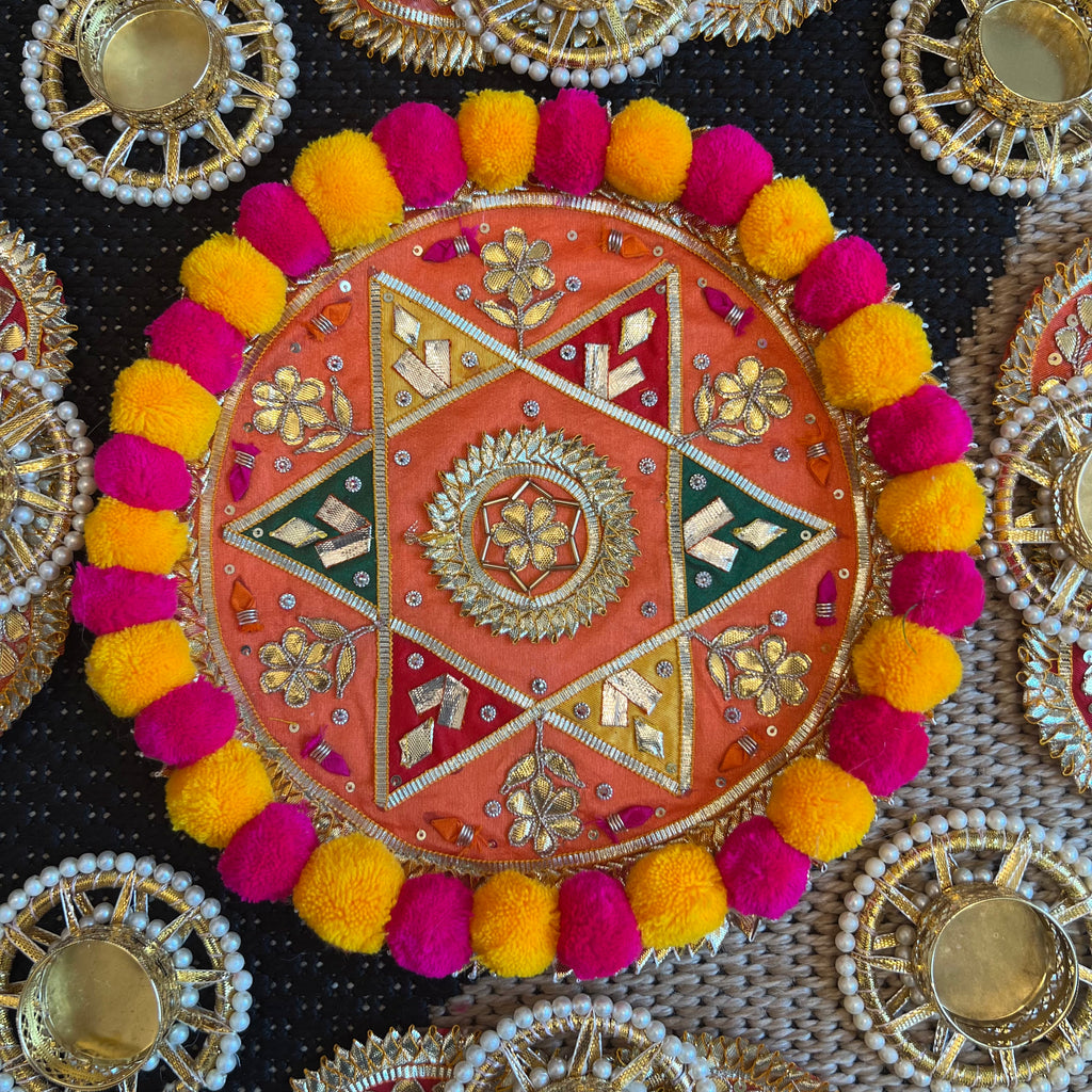 Pom Pom Rangoli T-Light Set - Orange Star
