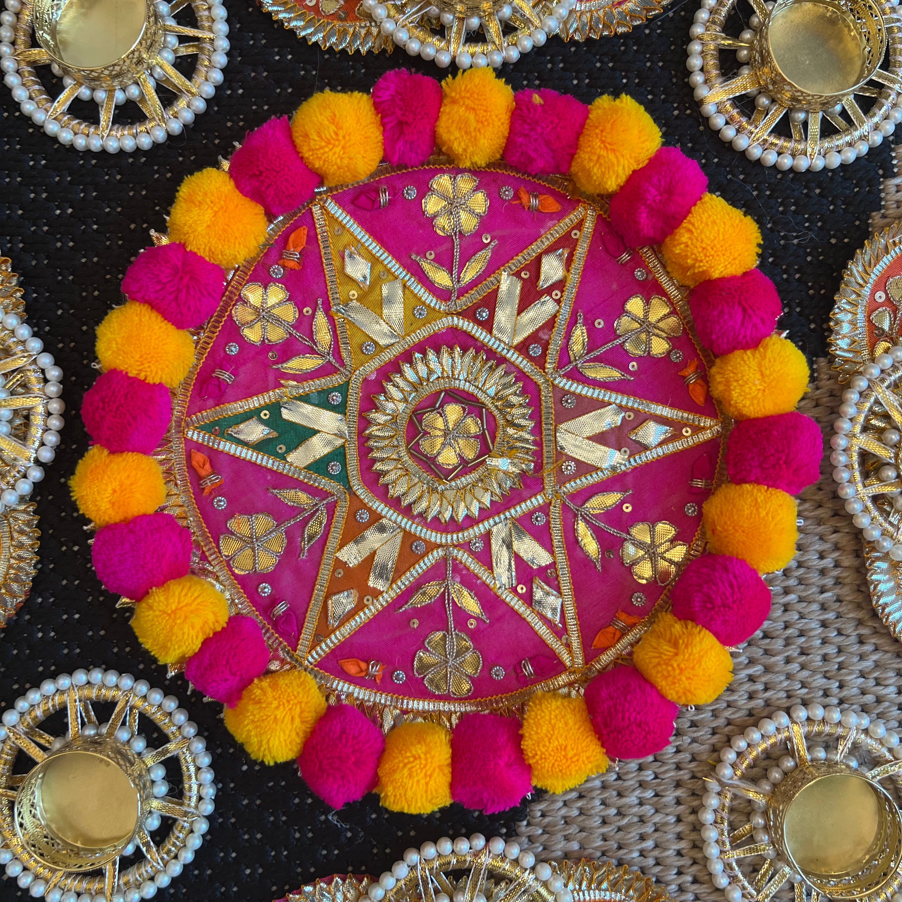 Pom Pom Rangoli T-Light Set - Pink Star