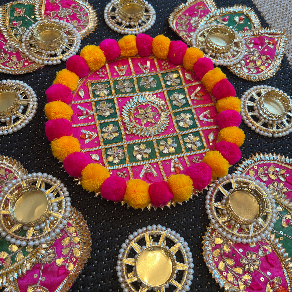 Pom Pom Rangoli T-Light Set - Pink with Green