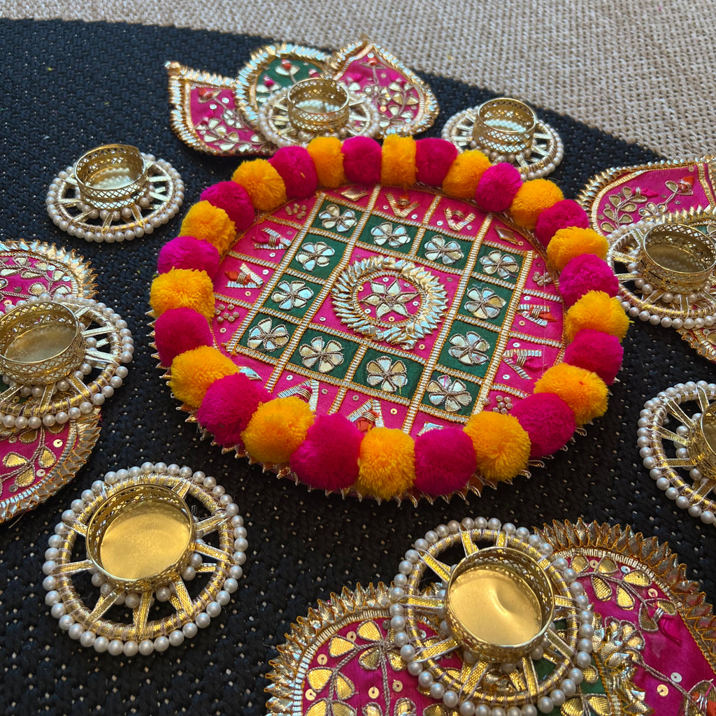 Pom Pom Rangoli T-Light Set - Pink with Green