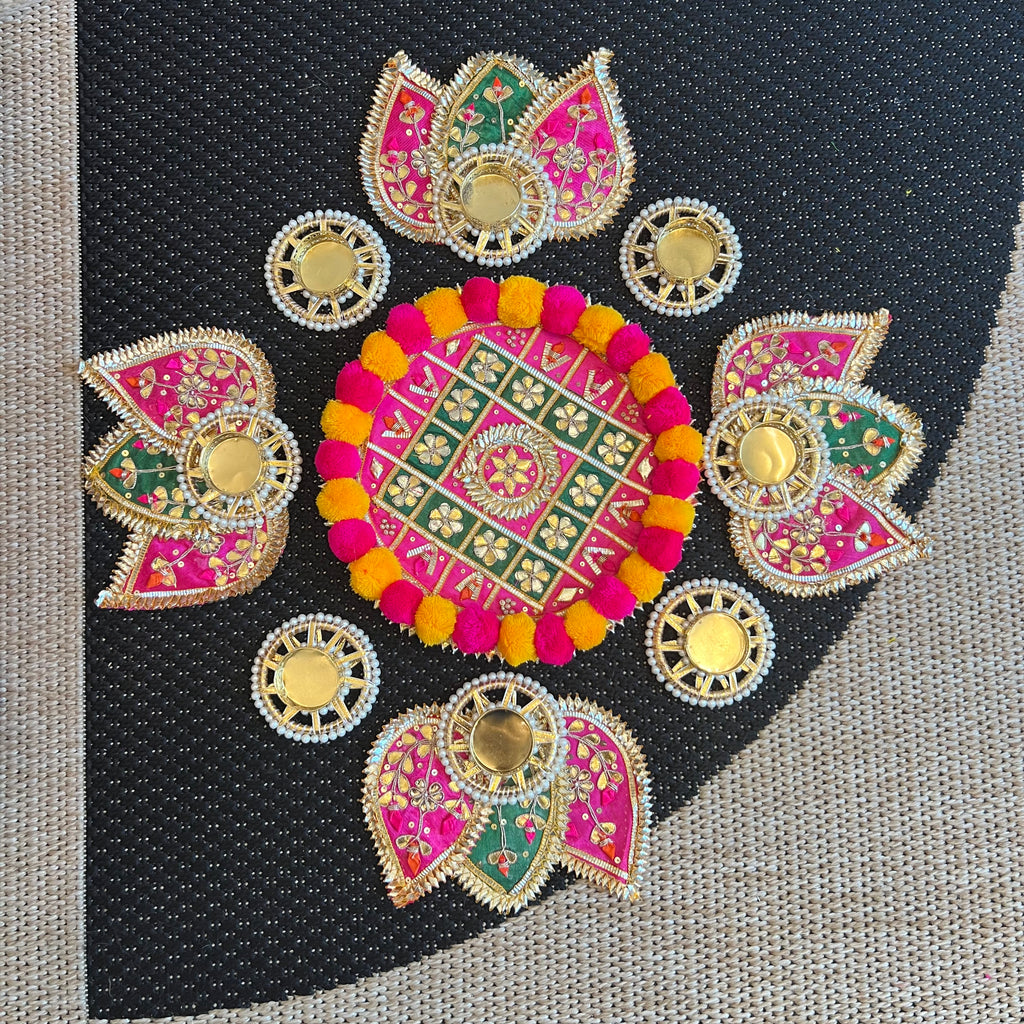 Pom Pom Rangoli T-Light Set - Pink with Green