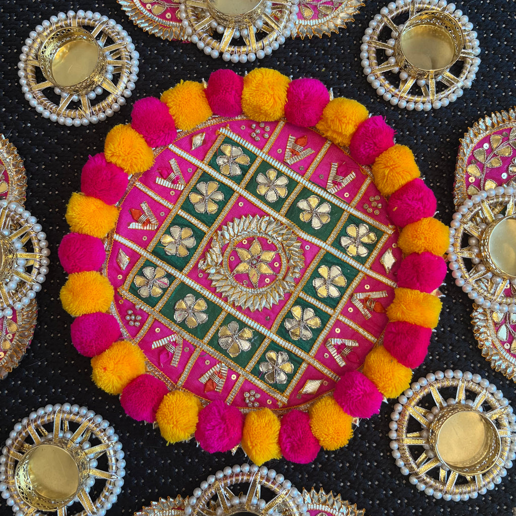 Pom Pom Rangoli T-Light Set - Pink with Green