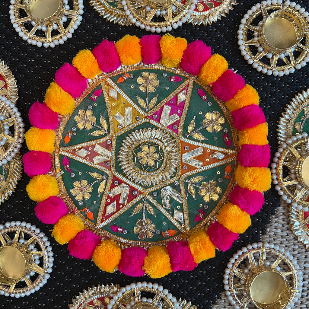 Pom Pom Rangoli T-Light Set - Green Star
