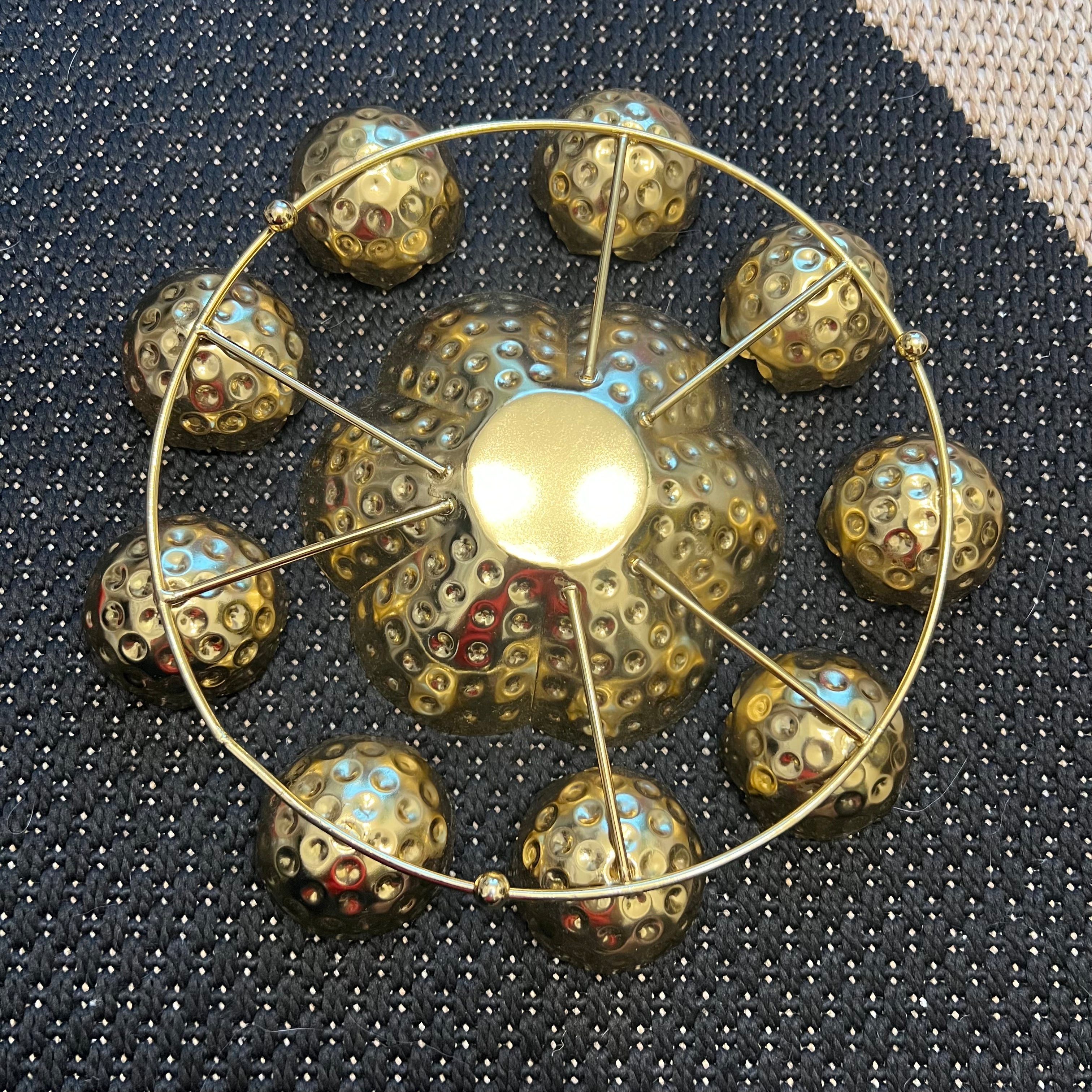 11" Metal Rangoli Urli - 9 Diya + Large Centre