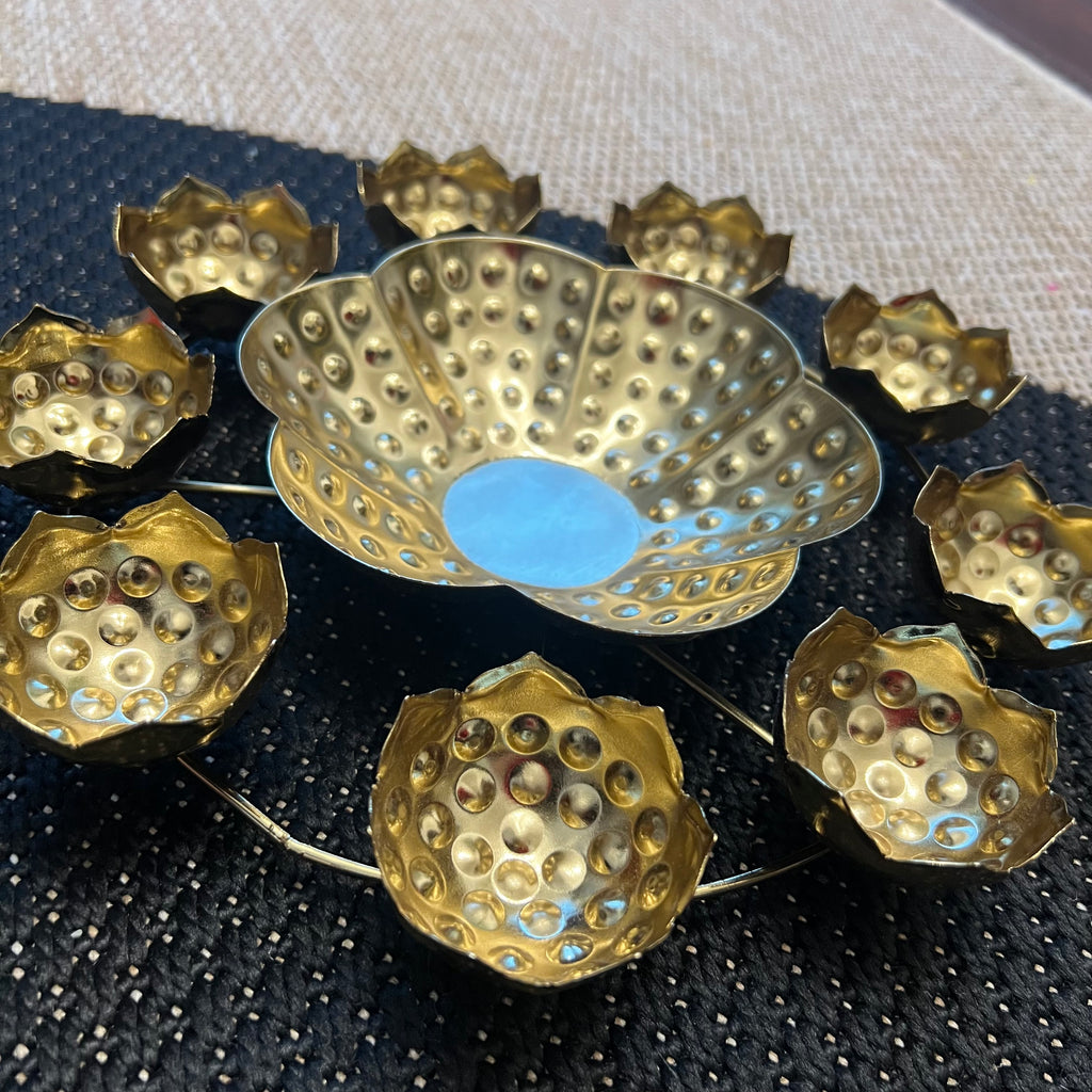 11" Metal Rangoli Urli - 9 Diya + Large Centre