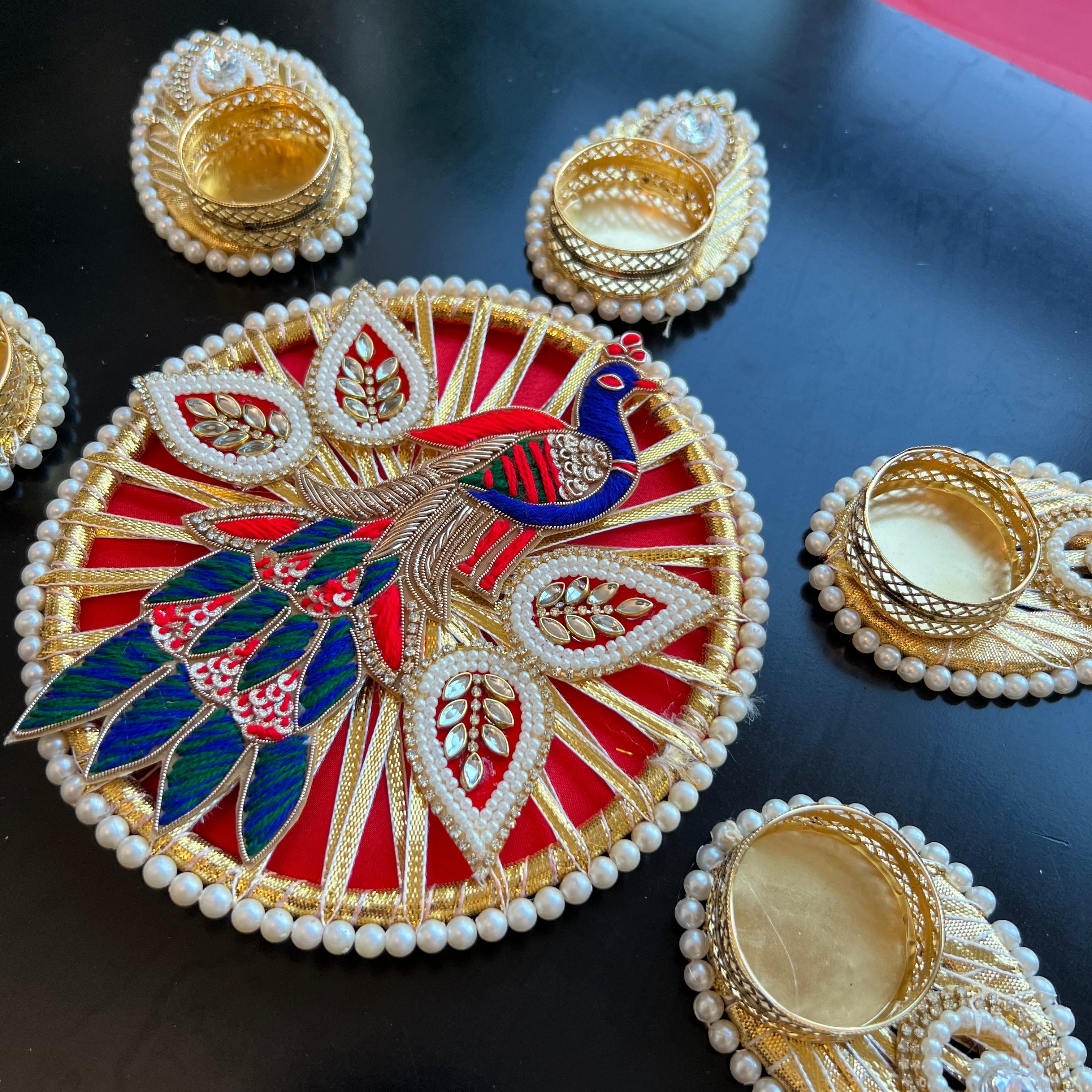 Peacock Mat Set with 5 T-Lights