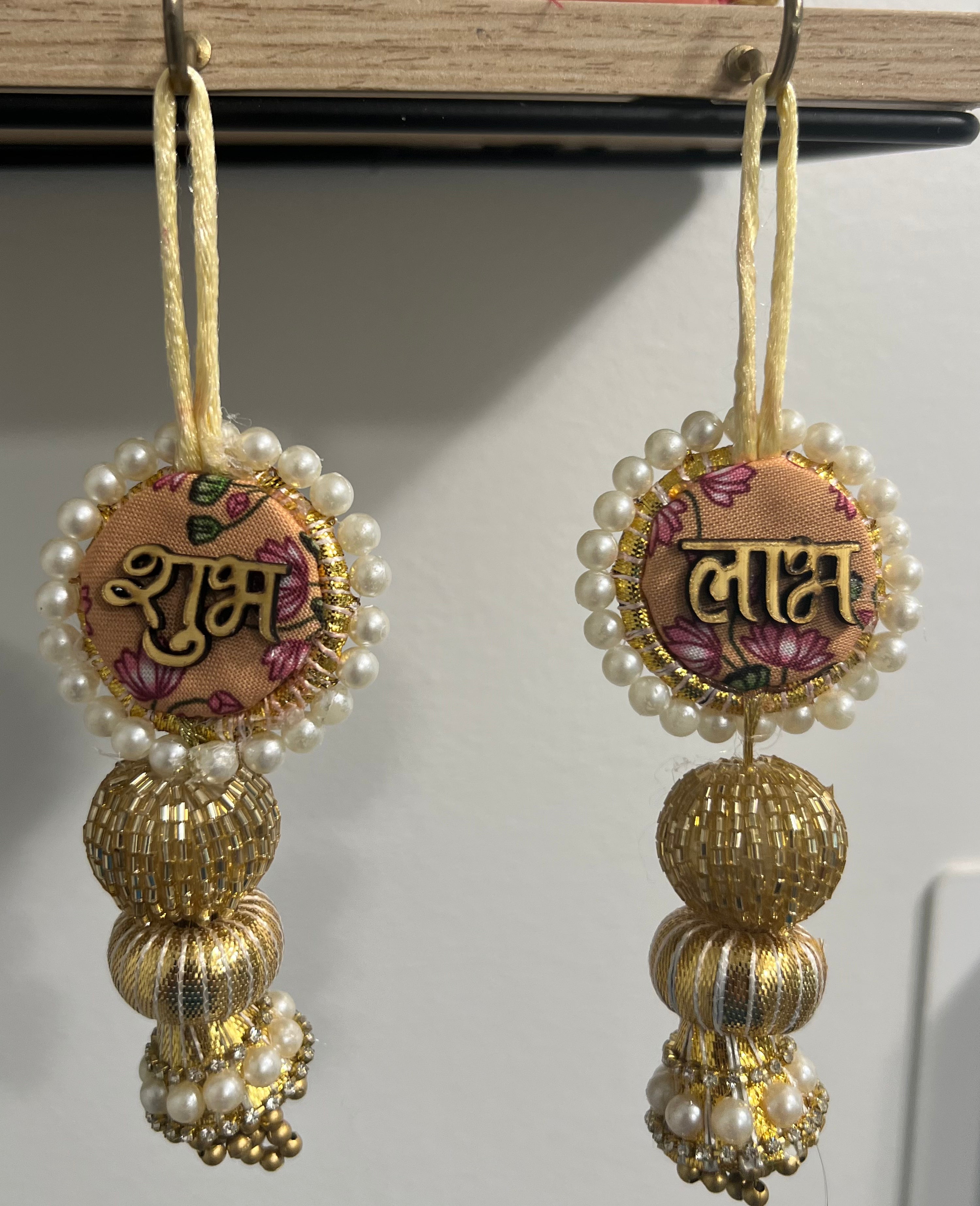 Shubh Labh Suspendu -Beige
