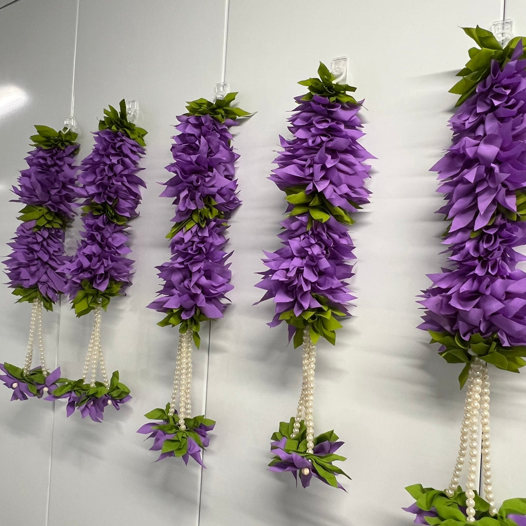 Petites fleurs en tissu de 38 cm avec perles – Violet