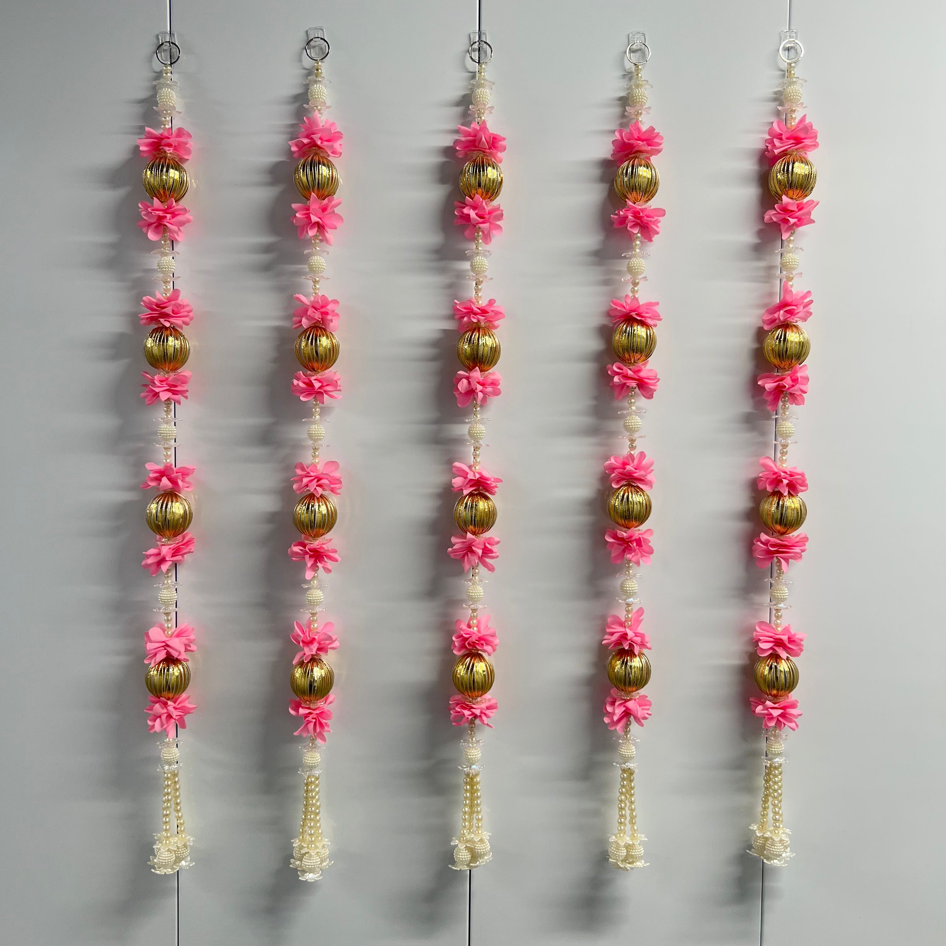 Guirlande de 3 pieds (4 pièces) avec grosses boules Gota et fleurs - Rose