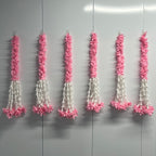 Guirlande de fleurs semi-rose clair et blanche de 45 cm