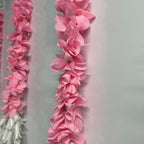 Guirlande de fleurs semi-rose clair et blanche de 45 cm