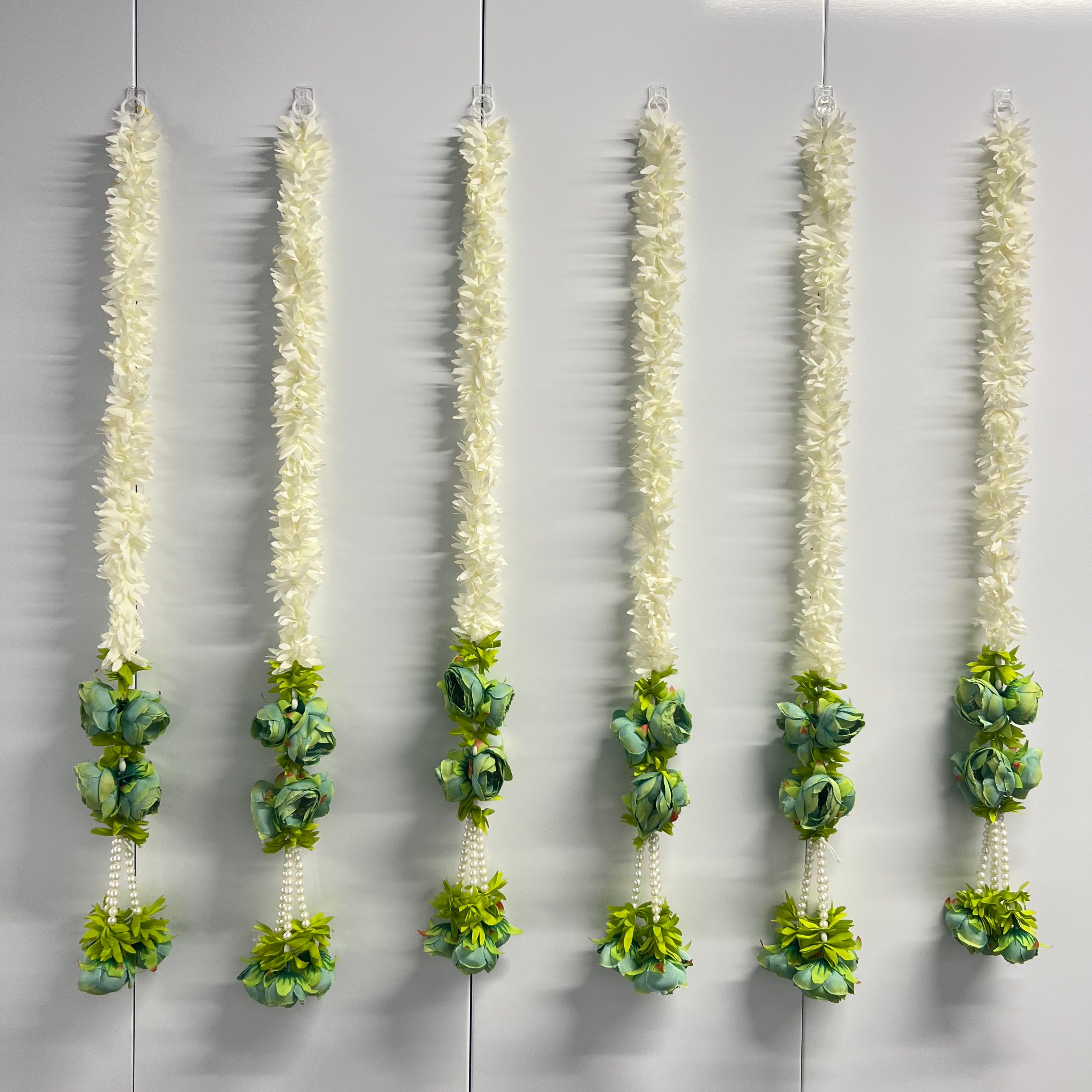 2,5 pi floral blanc avec 7 pivoines suspendues - Vert