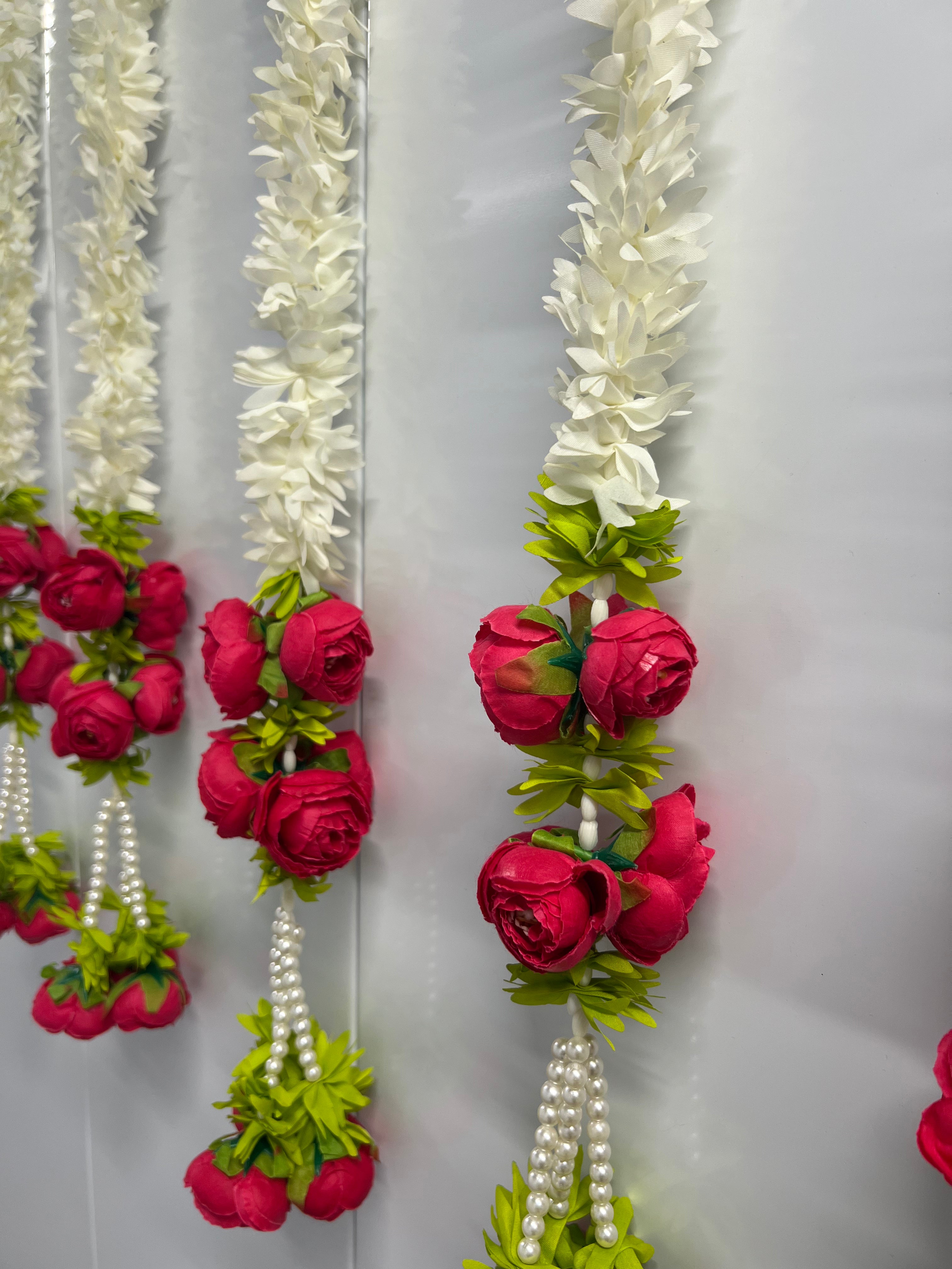 2,5 pieds de fleurs blanches avec 7 pivoines suspendues - Rose Rani