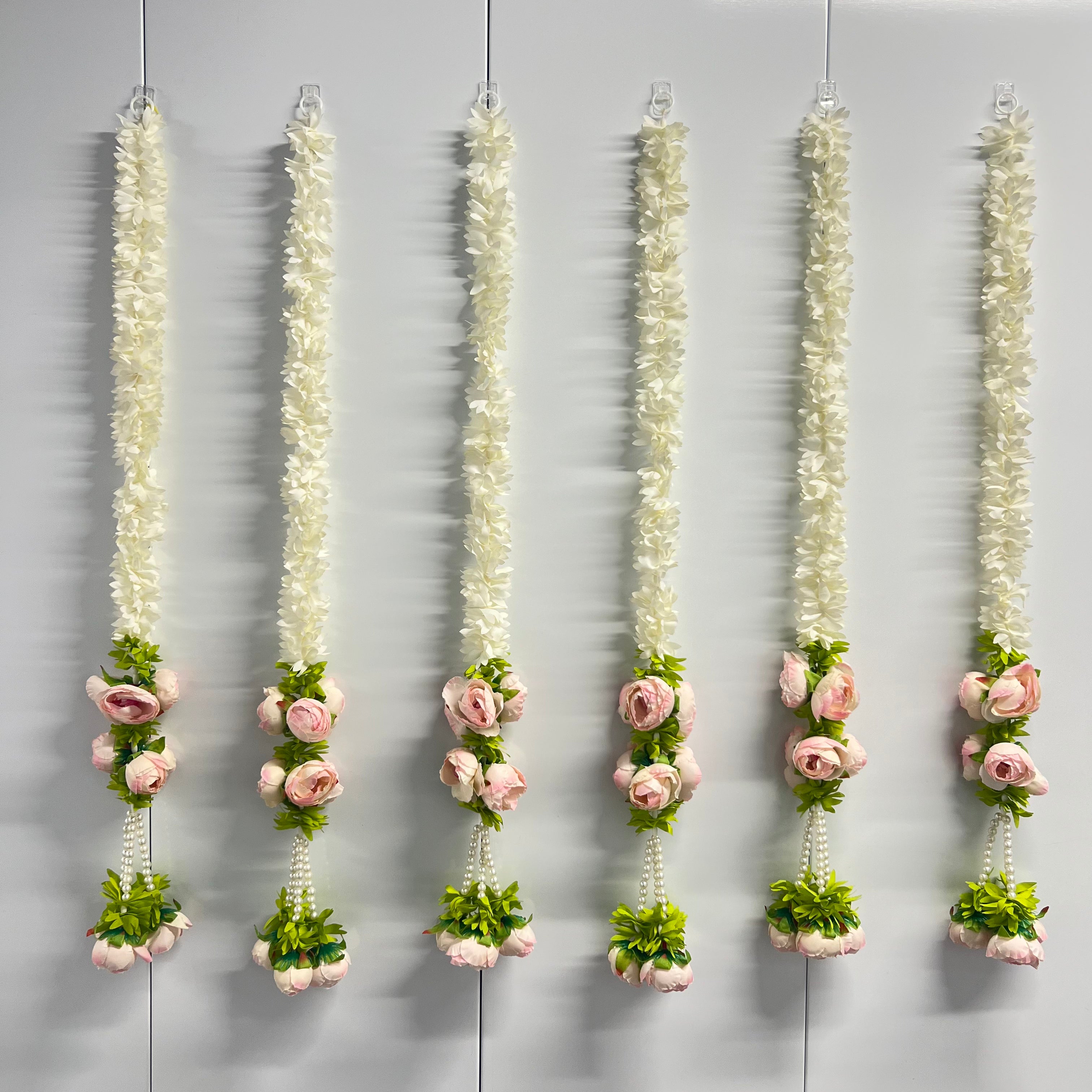 2,5 pi. de fleurs blanches avec 7 pivoines suspendues – Rose clair