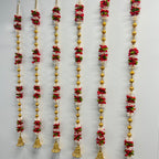 Guirlande florale rouge de 1 mètre 06 avec clochettes