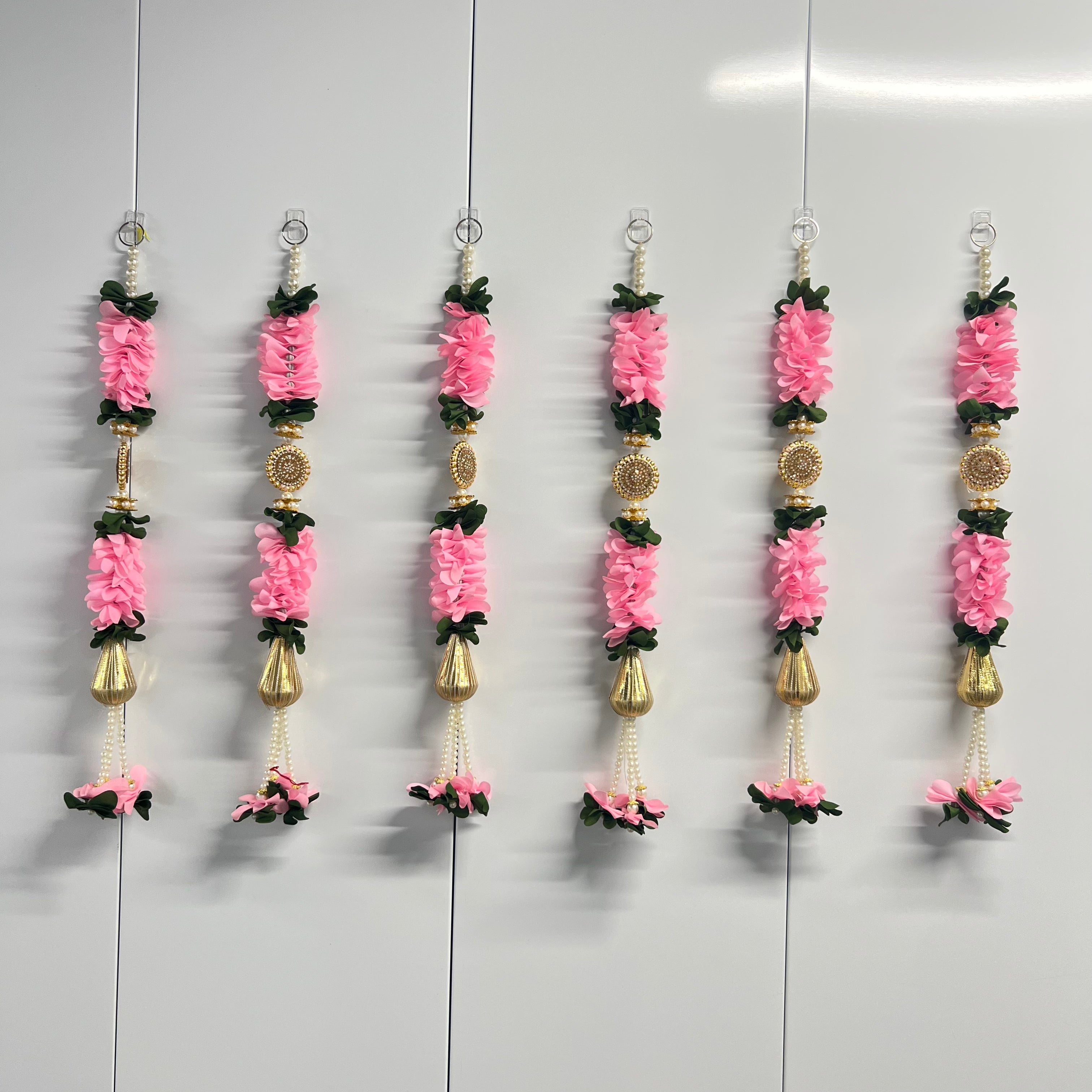 Guirlande de 0,45 m de strass circulaires avec chaîne de perles triangulaires - Rose