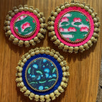 Set de 3 Napperons Ronds Réversibles - Pichwai Bleu/Rose