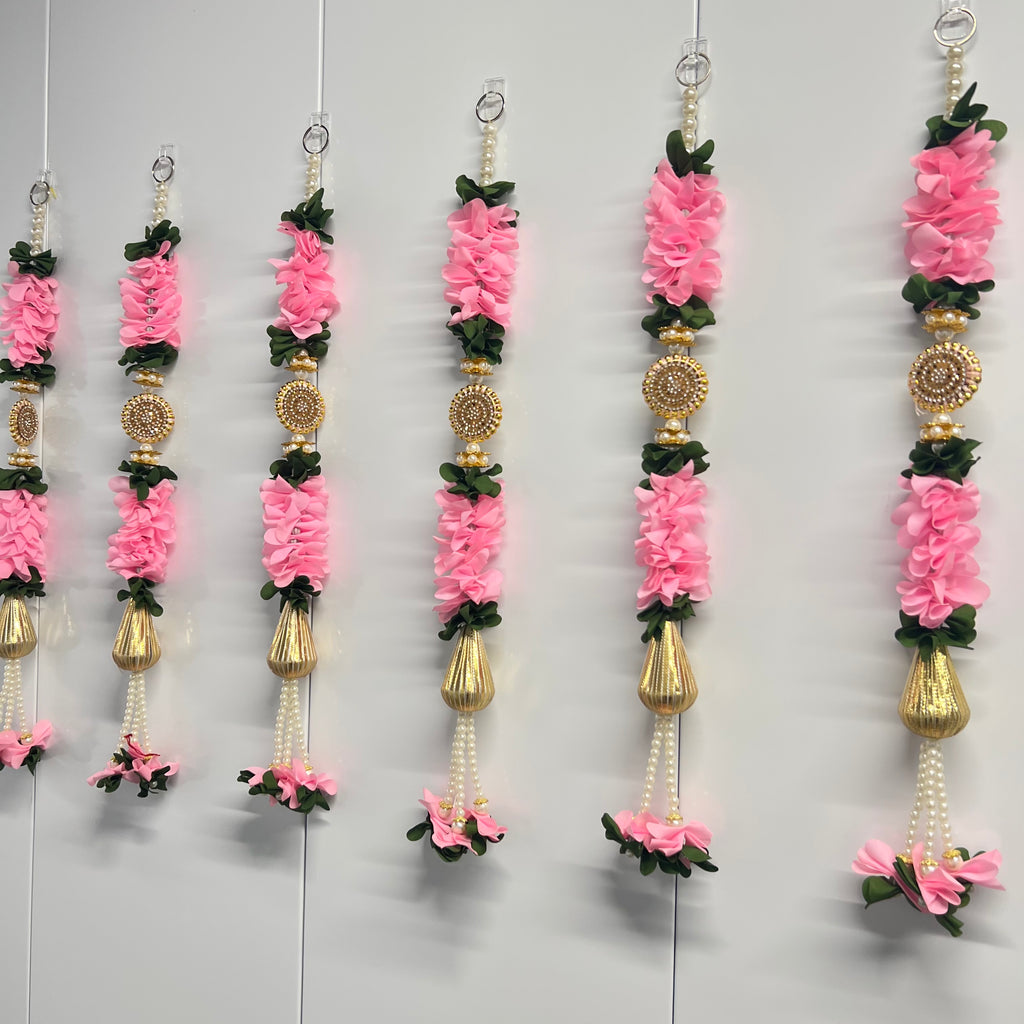 Guirlande de 0,45 m de strass circulaires avec chaîne de perles triangulaires - Rose