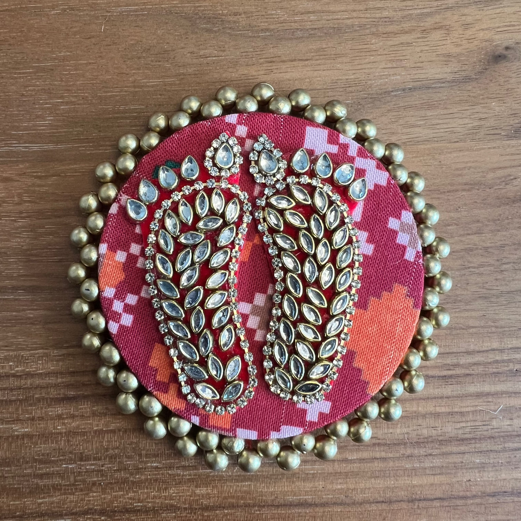 Kundan Laxmi Charan Mat - Jaune