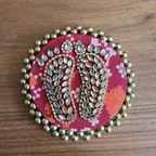 Kundan Laxmi Charan Mat - Jaune