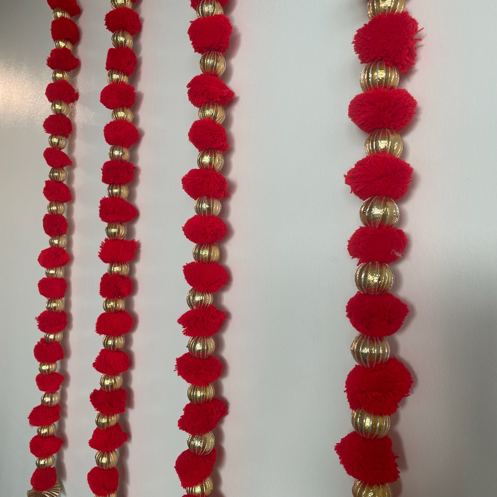 Pom Pom Latkan (Multiple Colors)
