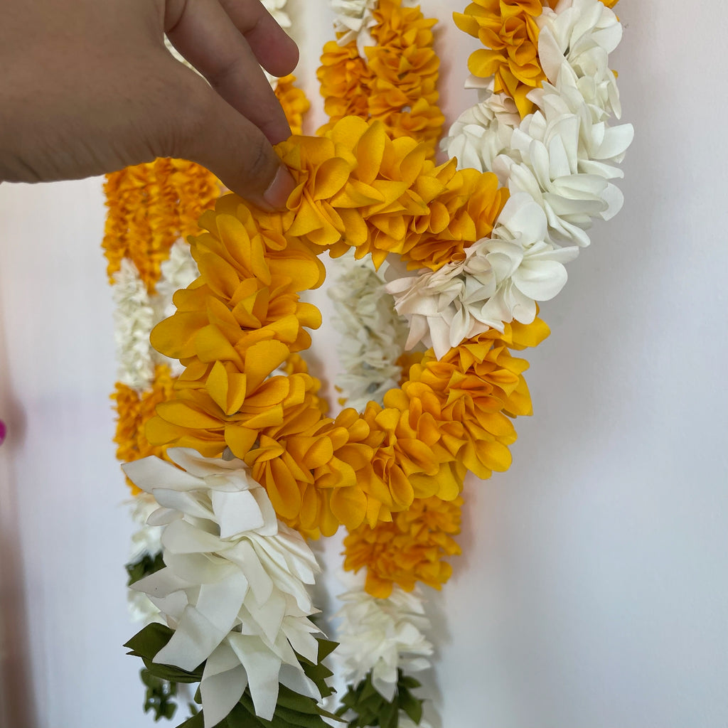 3ft Floral Chain Link