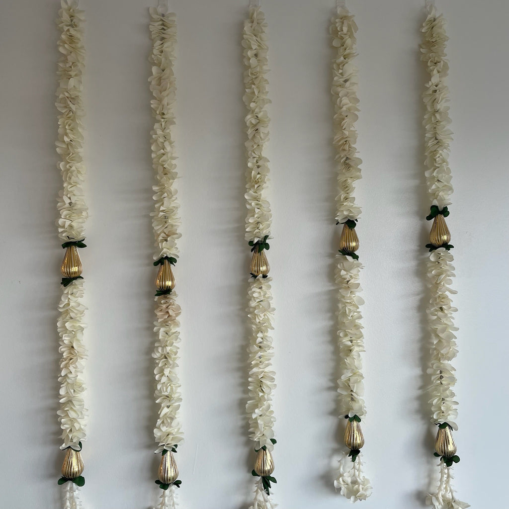 3ft White flower with Triangle Gota Bead