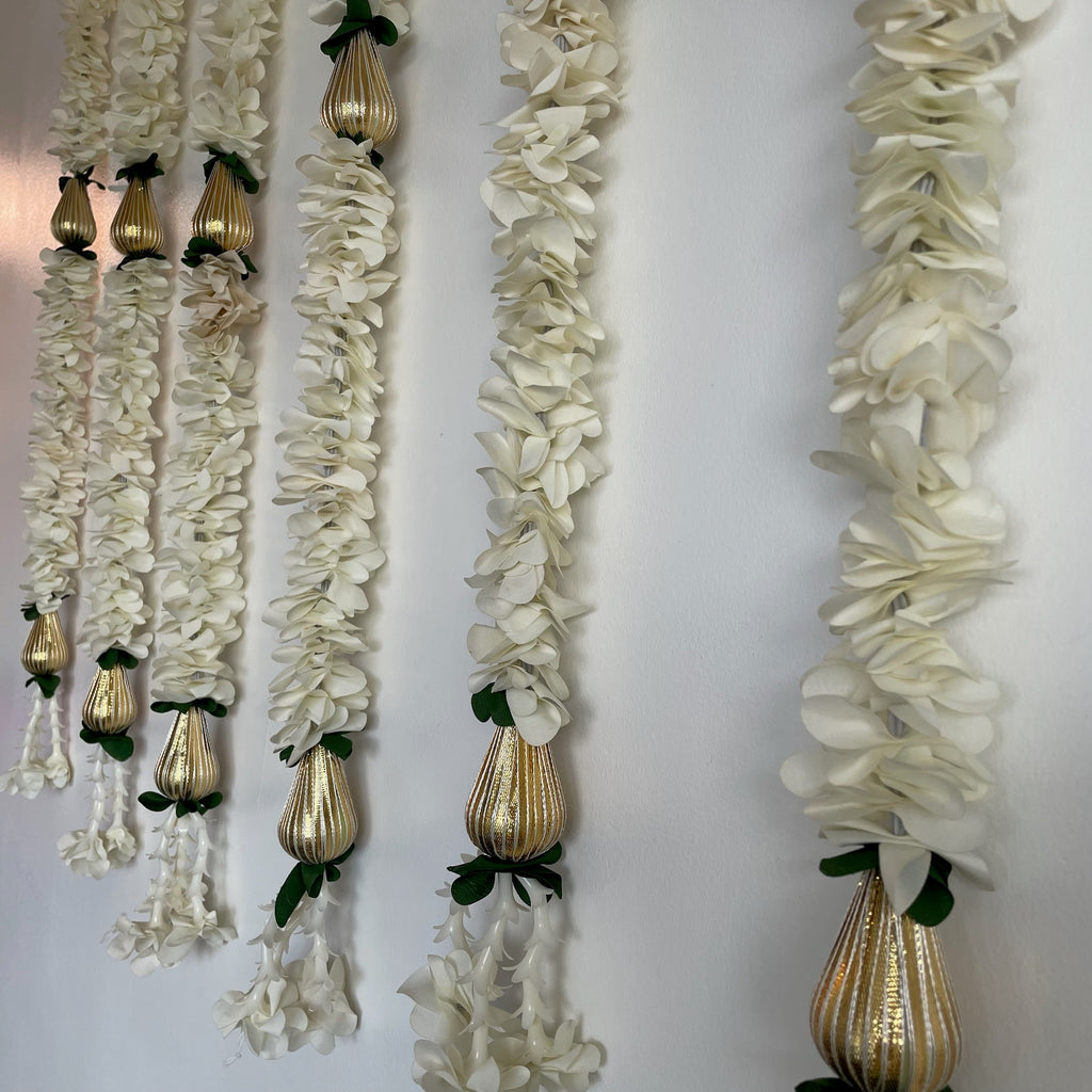 3ft White flower with Triangle Gota Bead