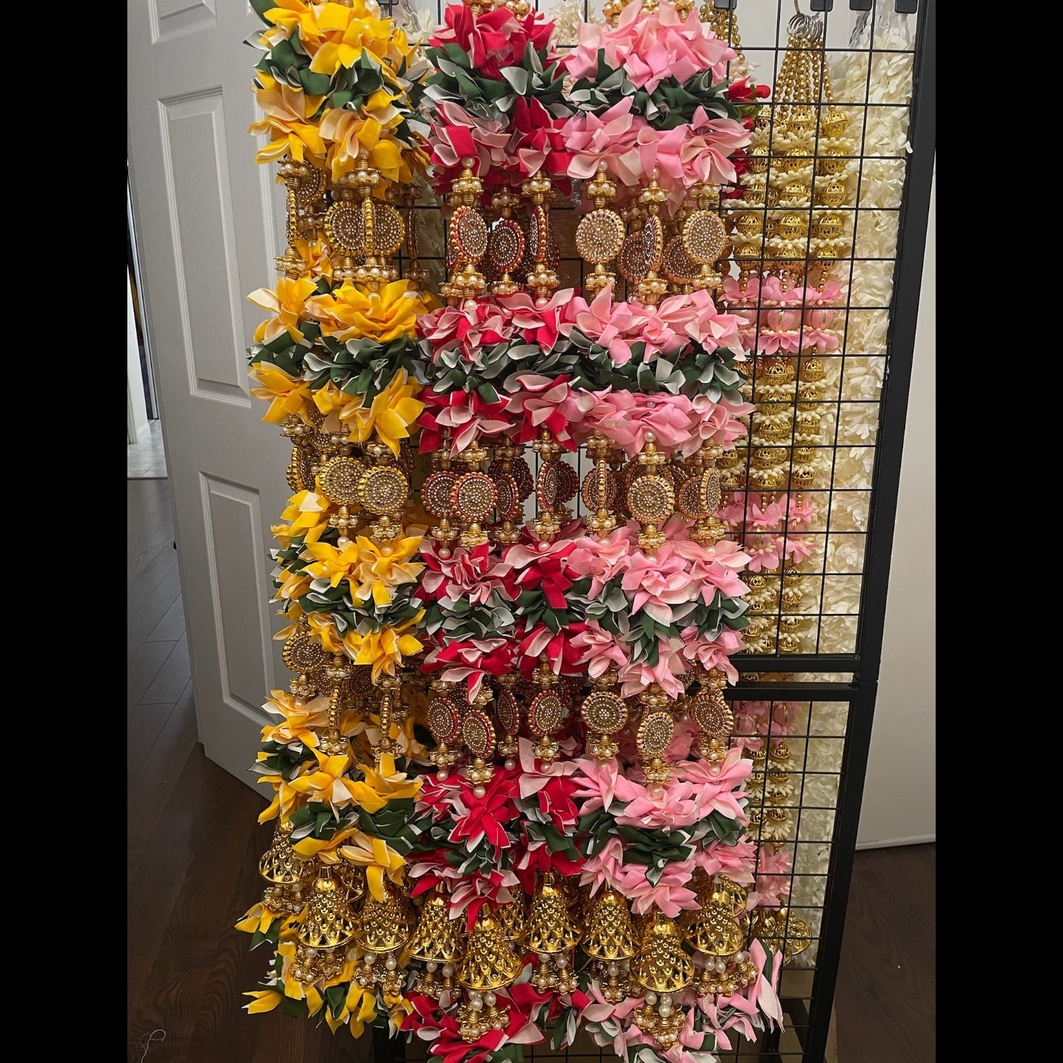 3.5ft diamond 3 chakri hanging