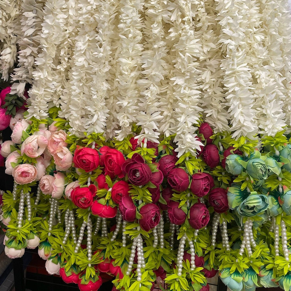 2.5ft white floral with 7 peony hanging