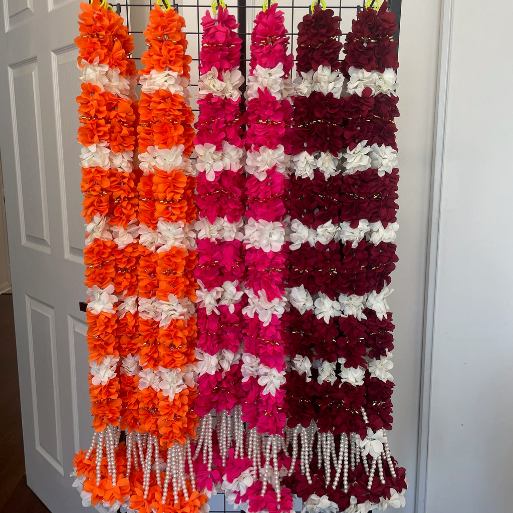 3ft white+color with pearl hanging