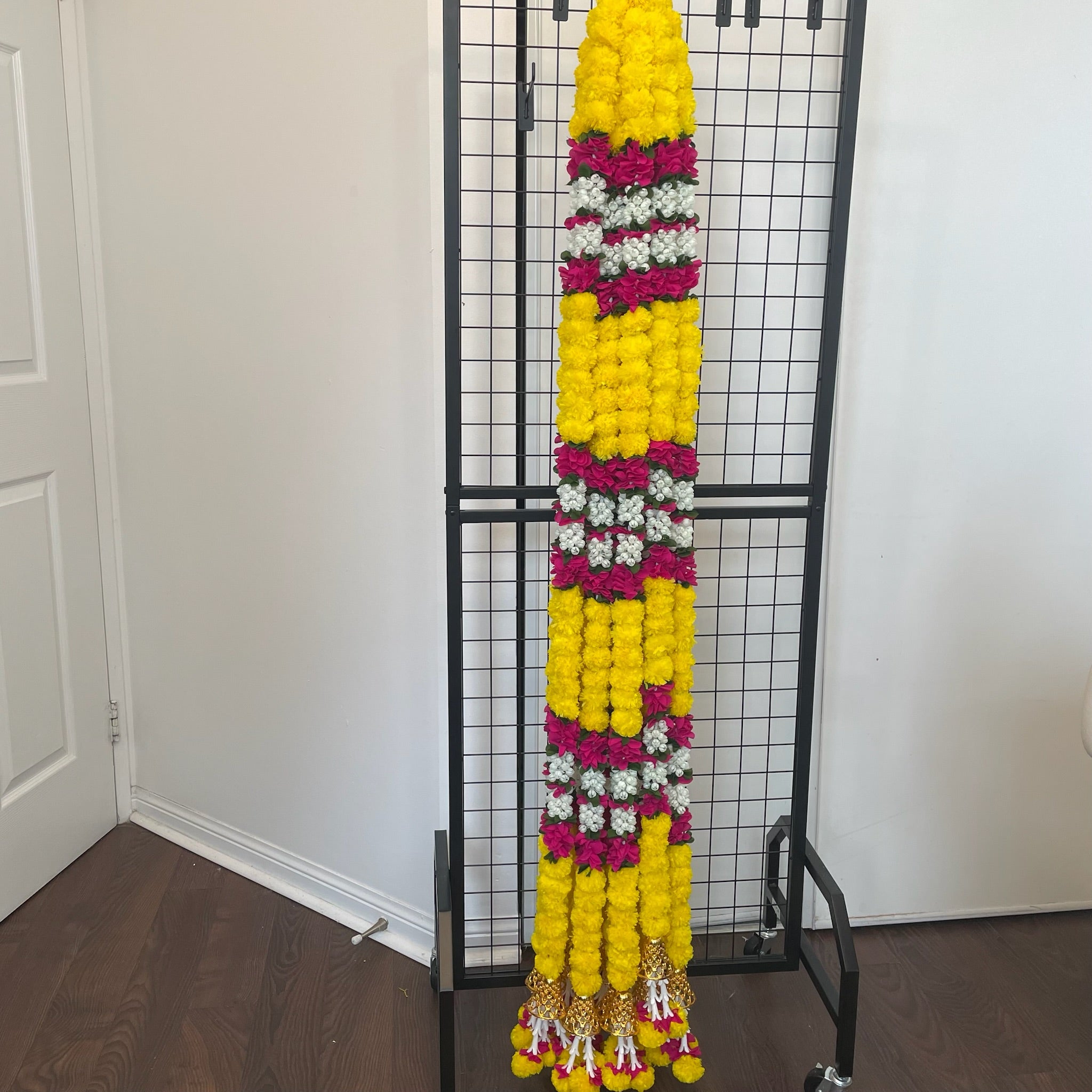 4.5ft small marigold yellow with pink flower and mogra