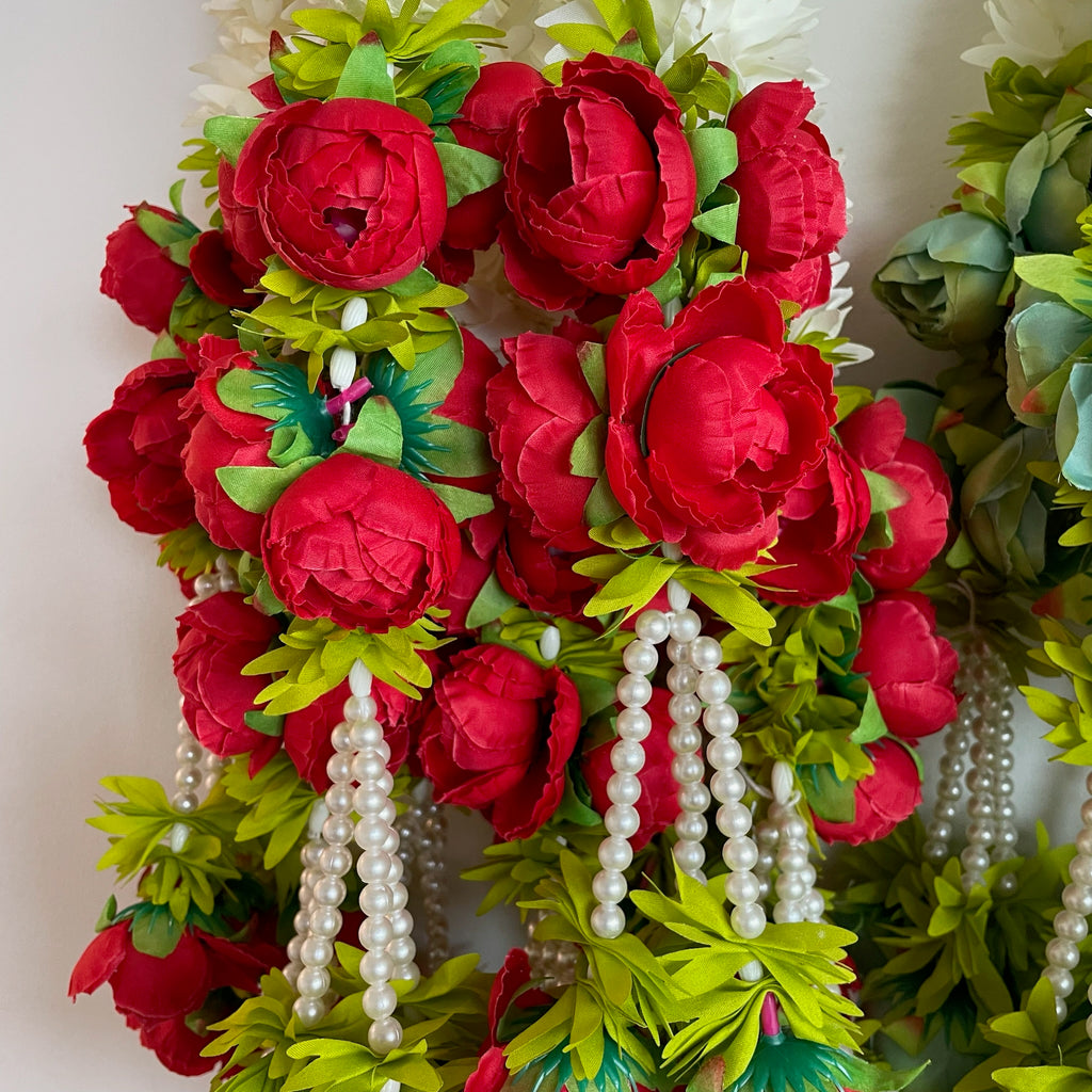 2.5ft white floral with 7 peony hanging - Red