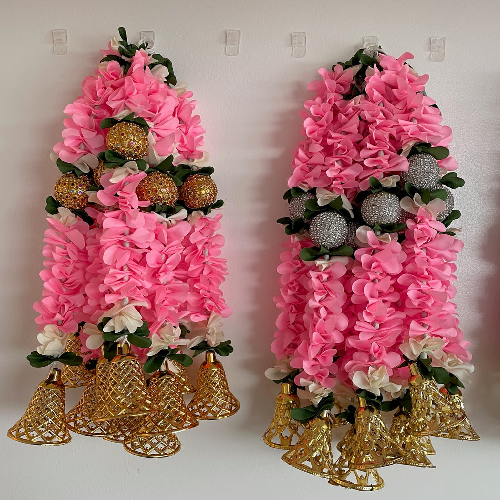 1.5 ft Golden Glitter Ball floral hanging