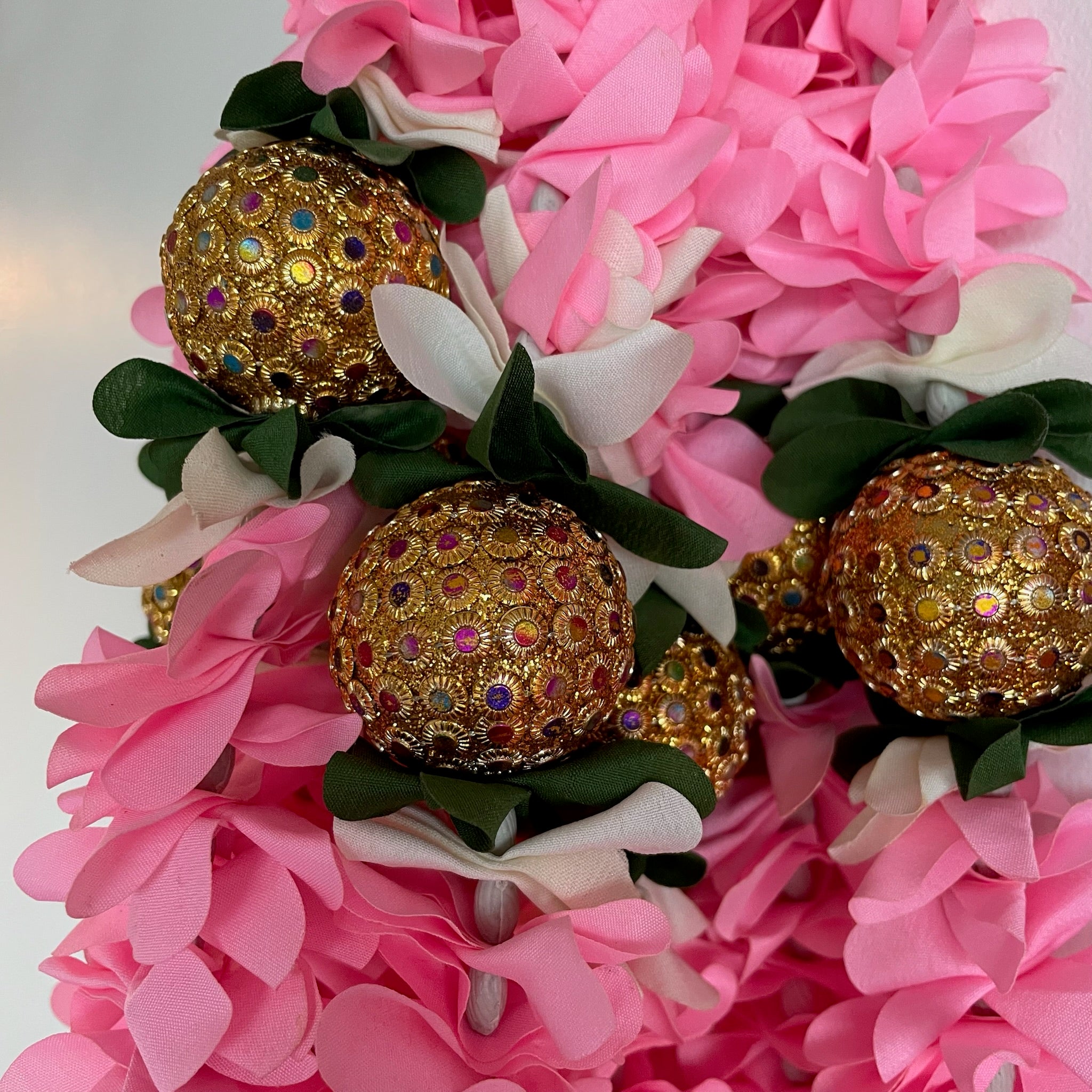 1.5 ft Glitter Ball floral hanging