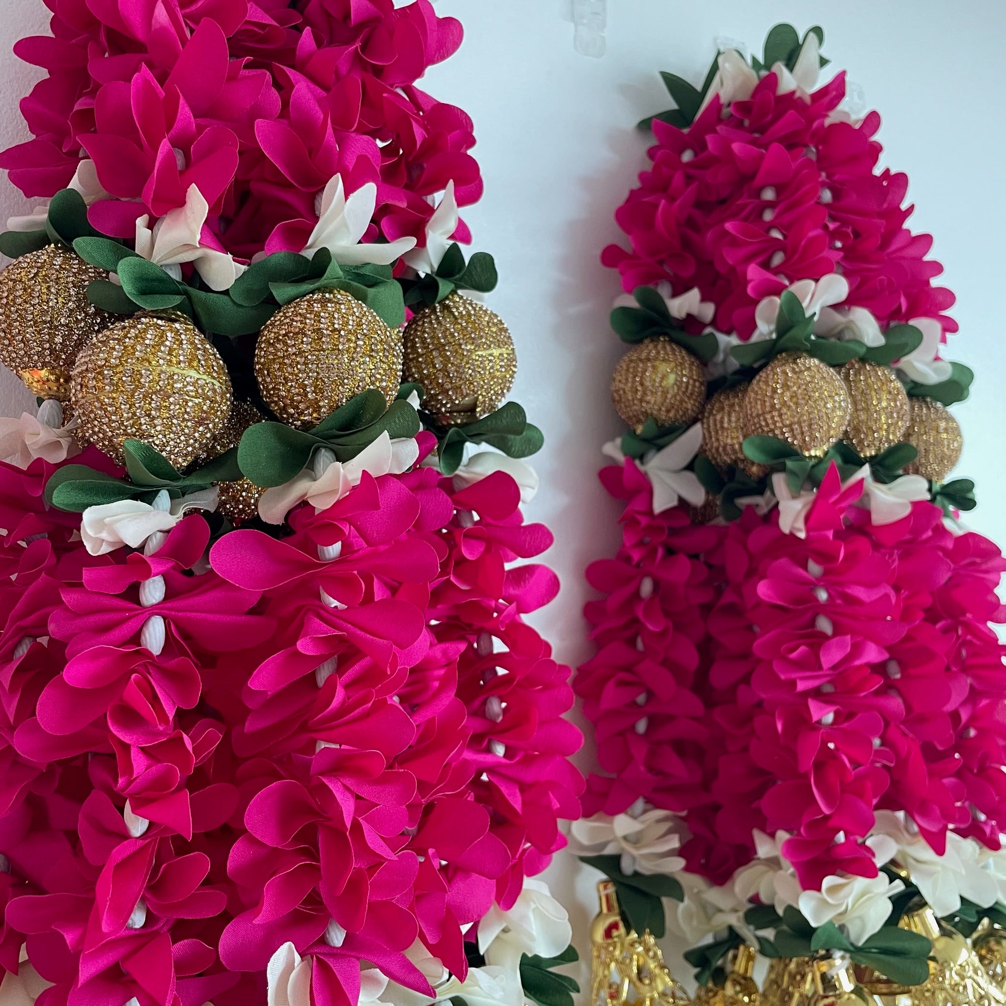 1.5 ft Golden Glitter Ball floral hanging