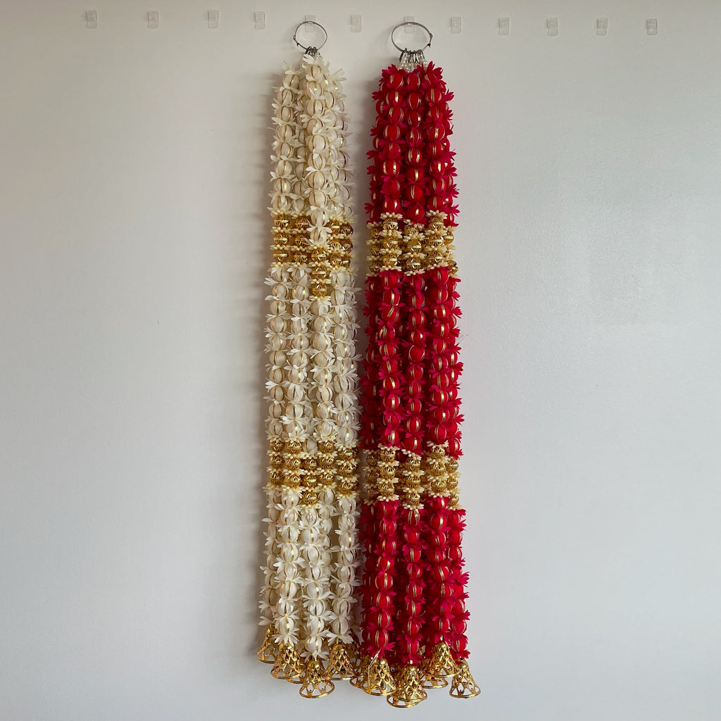 3.5ft Ball strings with Bells