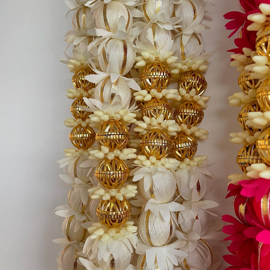 3.5ft Ball strings with Bells