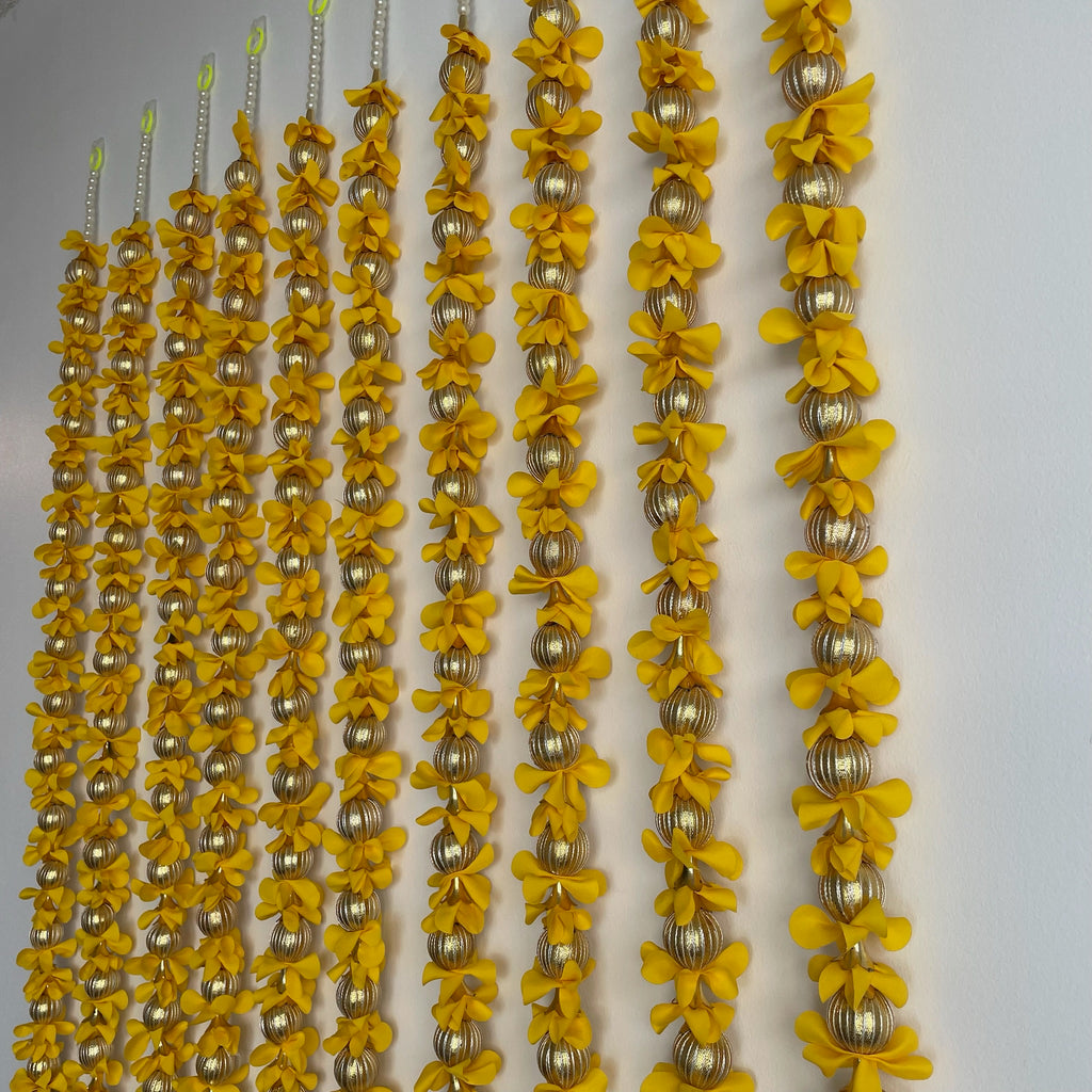 3 Ft Yellow Flower Gota Ball