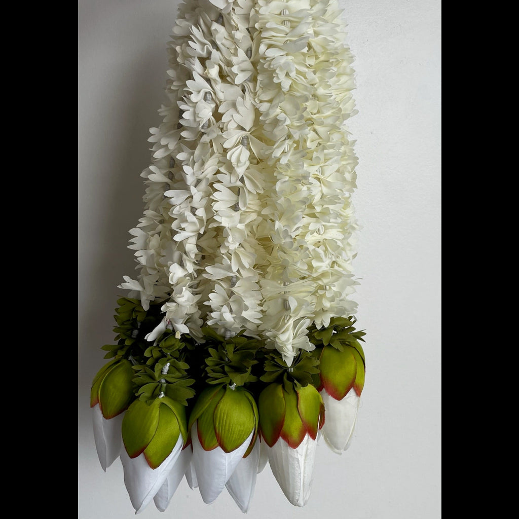 1.5 ft color lotus bud hanging
