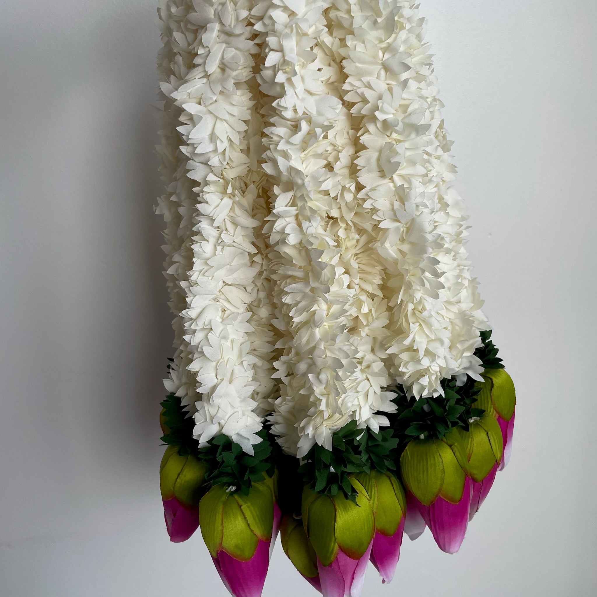1.5 ft color lotus bud hanging