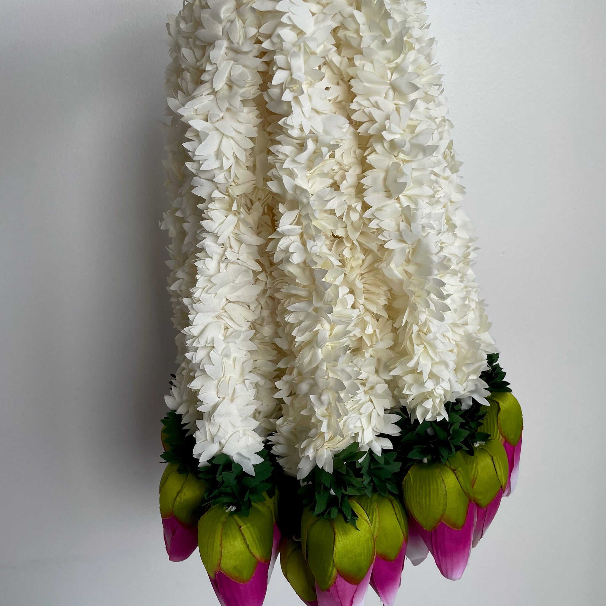 1.5 ft color lotus bud hanging