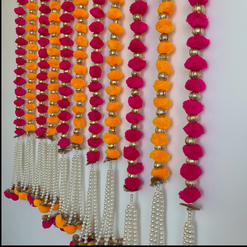 Pom Pom Latkan (Multiple Colors)